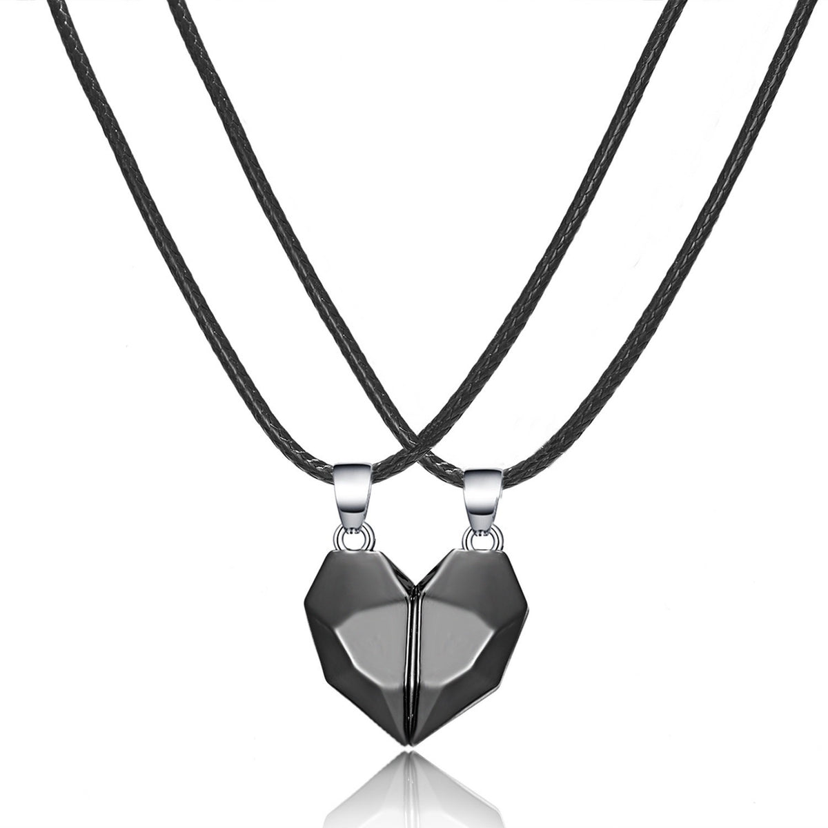 2Pcs Magnetic Split Heart Matching Bestie Necklaces 🤍🖤