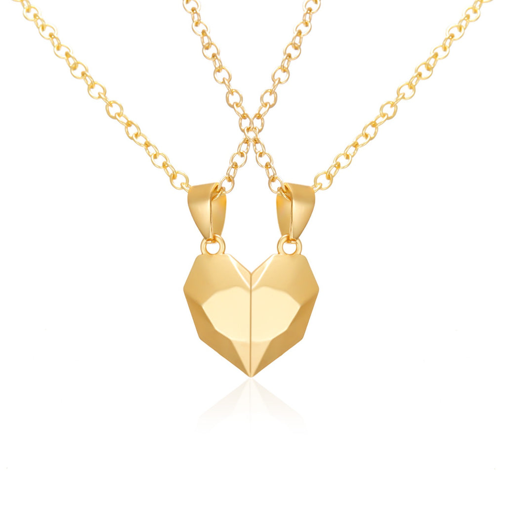 2Pcs Magnetic Split Heart Matching Bestie Necklaces 🤍🖤