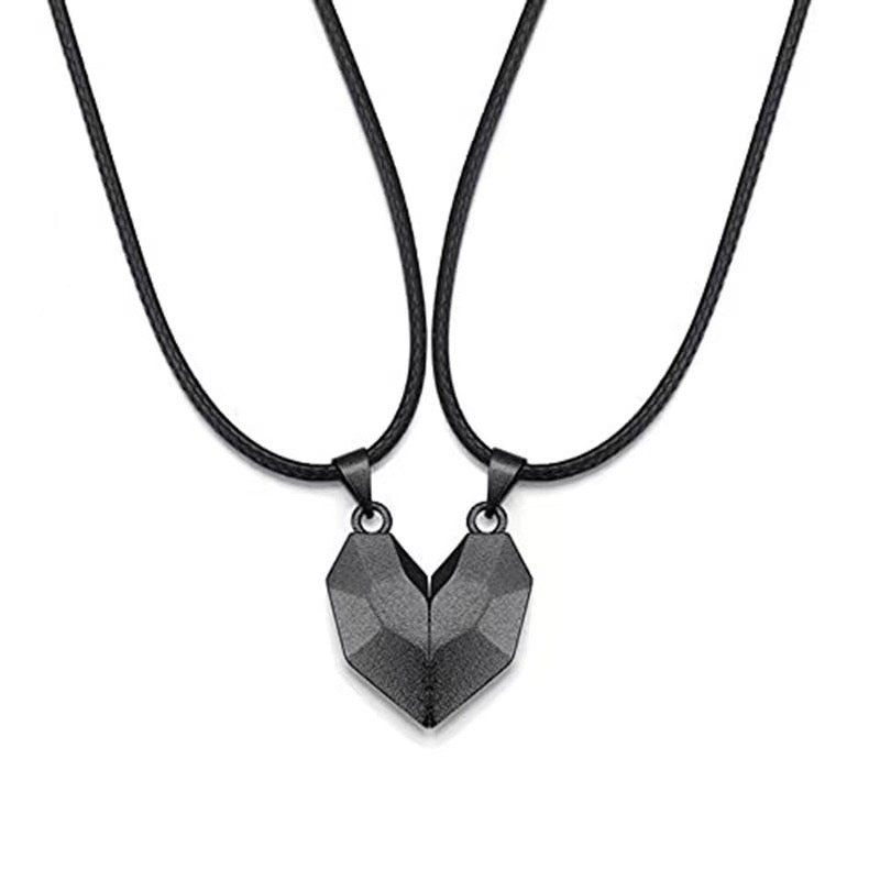 Collares magnéticos de corazón dividido a juego para mejores amigas, 2 unidades 🤍🖤