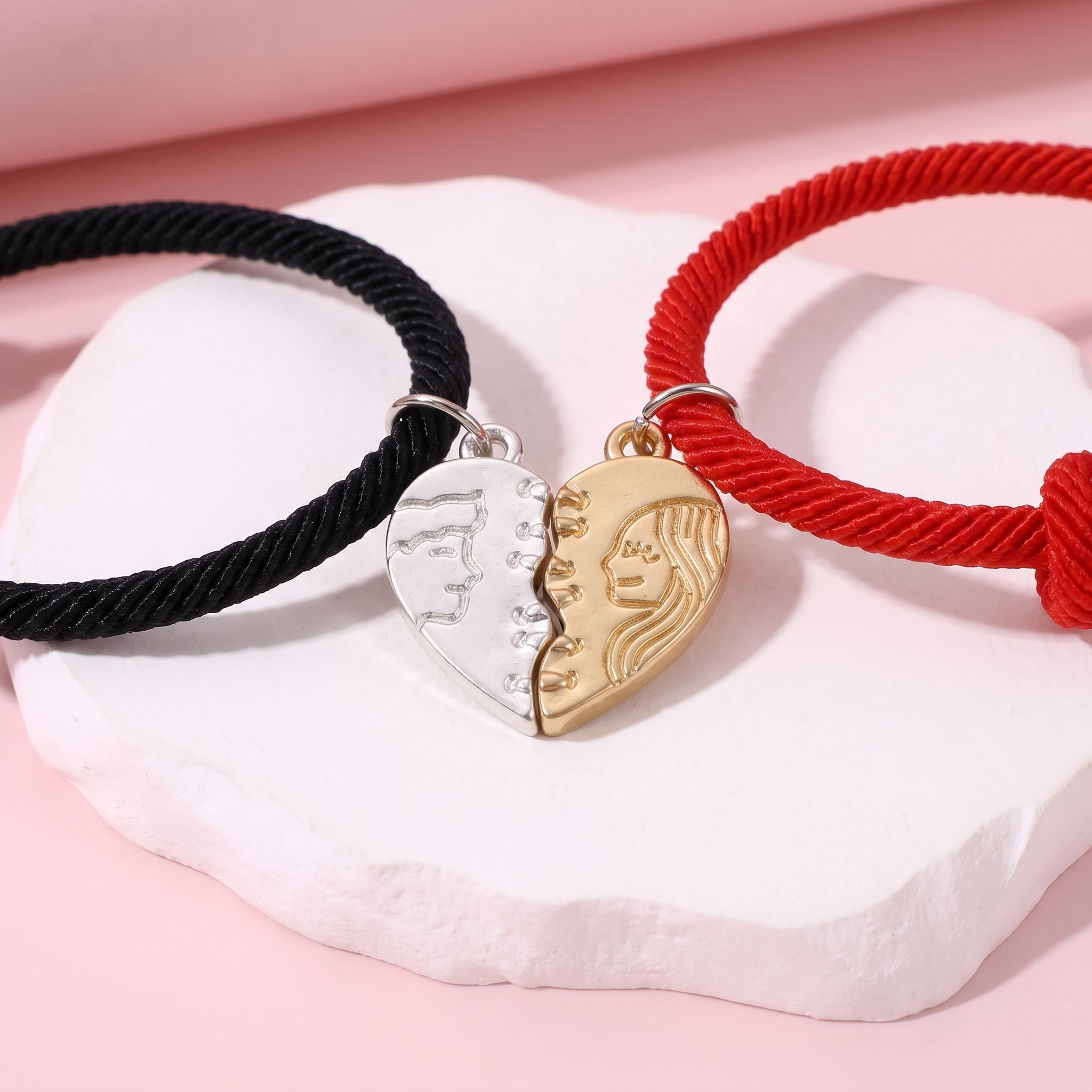 2‑Piece Heart Couple Rope Bracelets💞❤️🖤