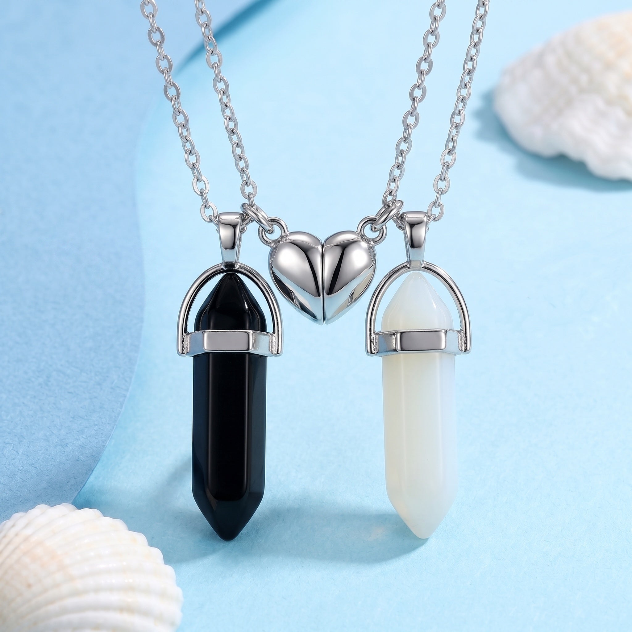 2‑Piece Black White Crystal Magnetic Heart Couple Necklaces🖤🤍💞