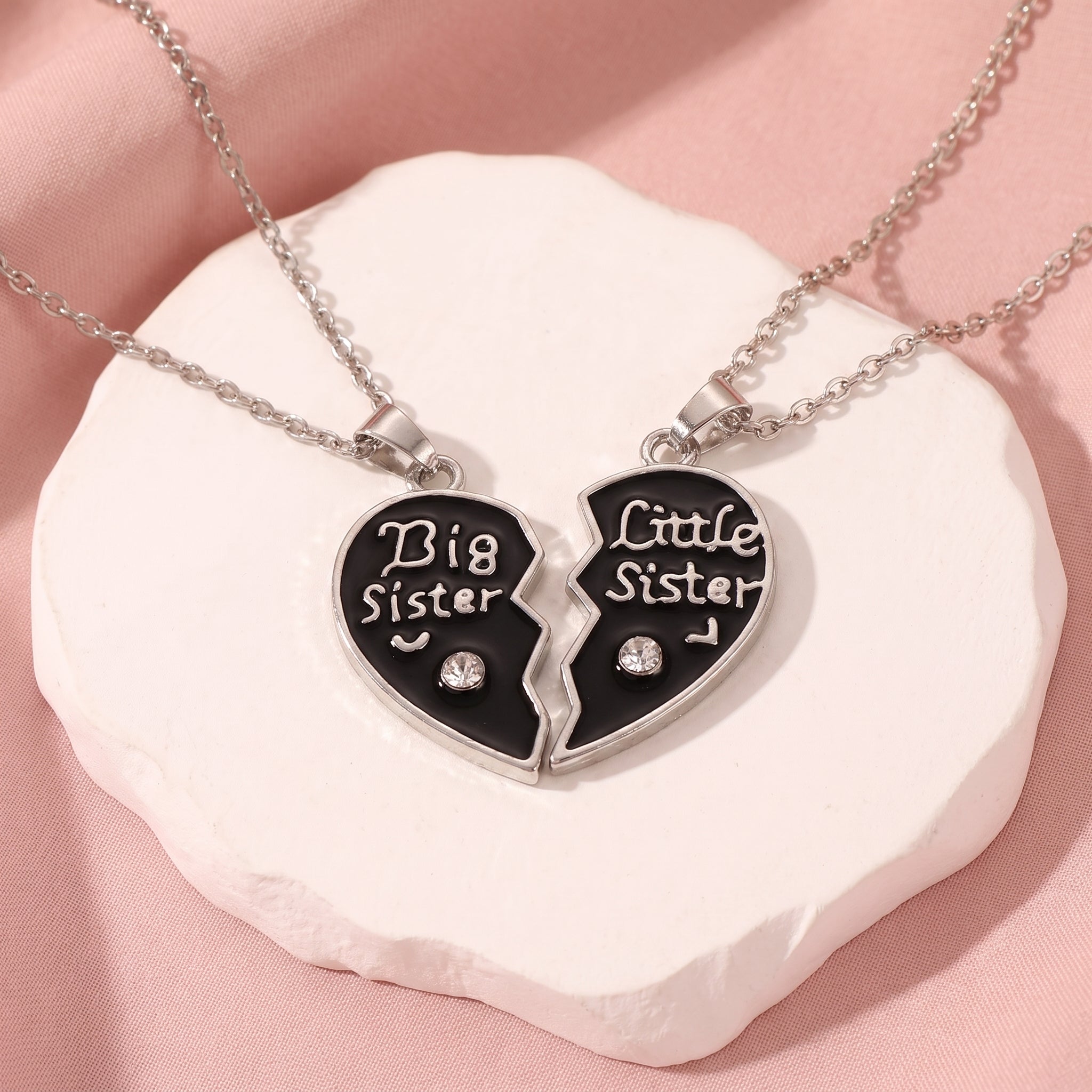 Two Bestie Big Sister Little Sister Split‑Heart Necklaces🖤💎